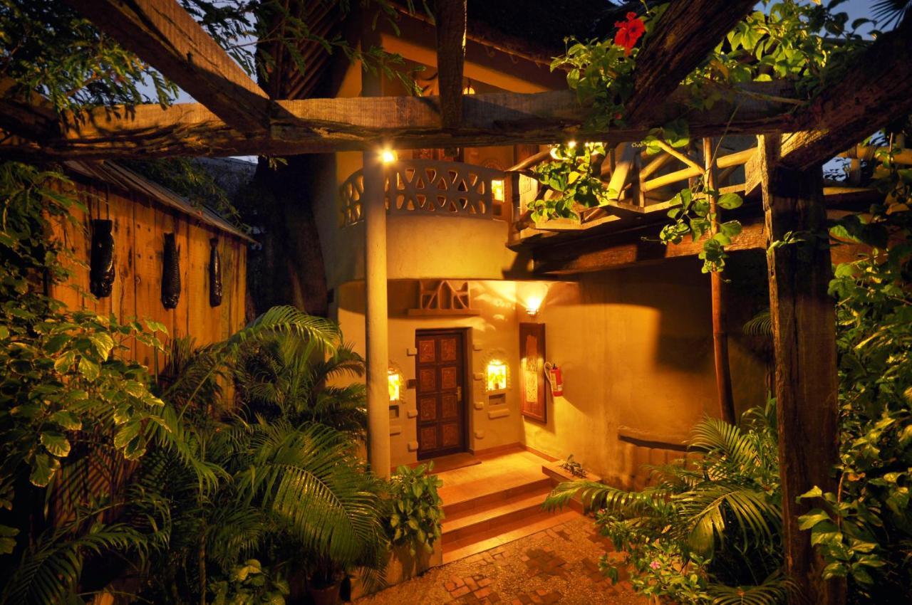 Vedic Village Spa Resort כלכותה מראה חיצוני תמונה